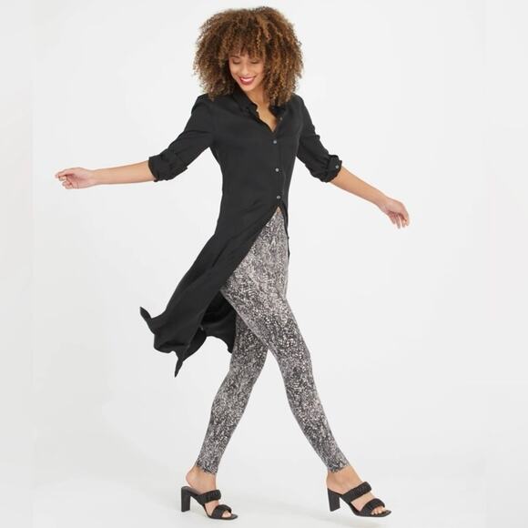 🆕 NWT SPANX Faux Leather Snake Shine Leggings Animal Print High Waisted Stretch - Picture 1 of 8